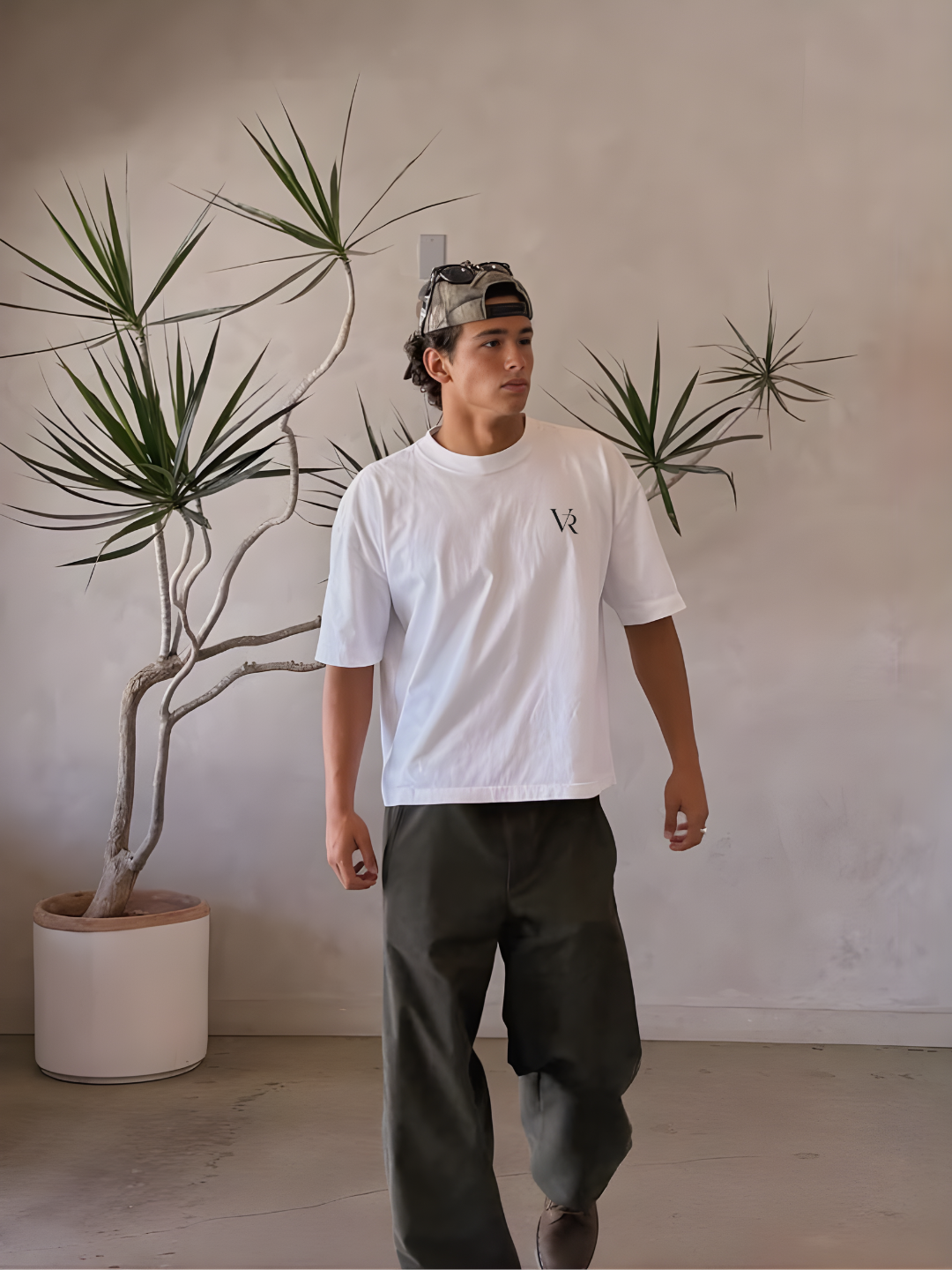 VAIREN "I Can't Flirt" Oversized T-Shirt – White