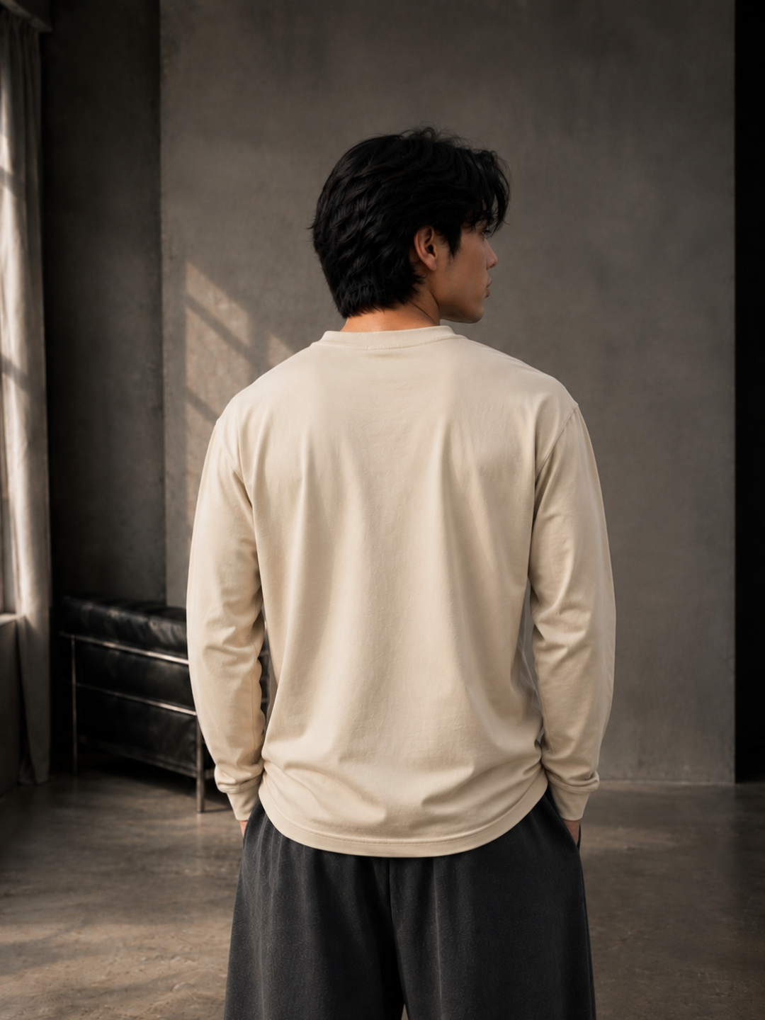 VAIREN Signature Logo Full Sleeve T-Shirt for Men