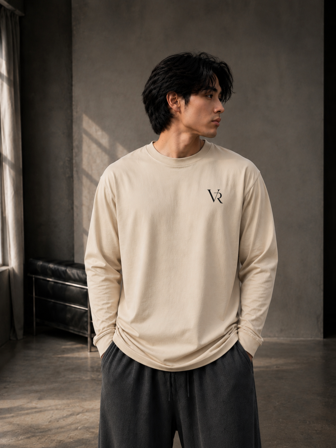 VAIREN Signature Logo Full Sleeve T-Shirt for Men